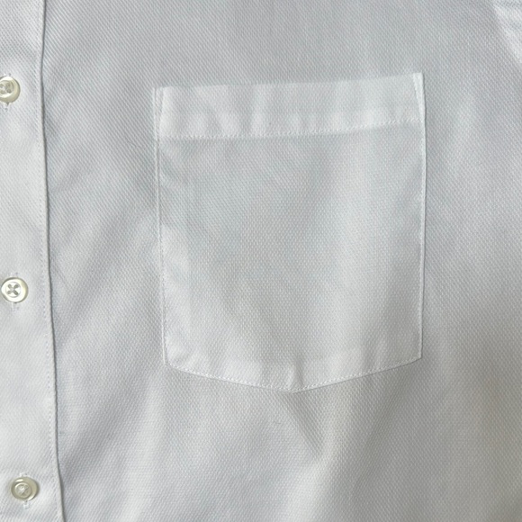 Van Heusen White Dress Shirt with Point Collar 16-16.5 34/35 size L - Picture 6 of 7